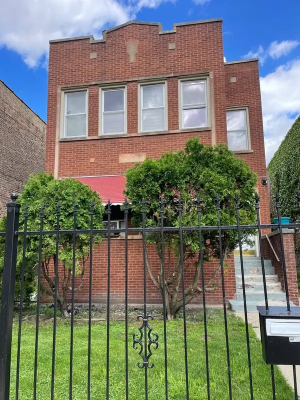 1755 N Meade Avenue, Chicago, IL 60639
