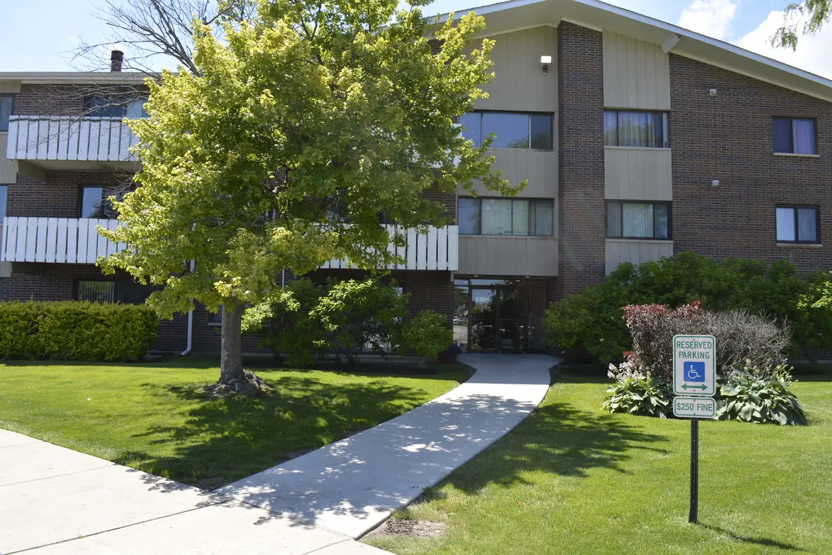 1000 Bayside Drive #207, Palatine, IL 60074 - #1