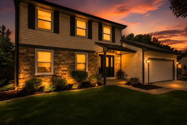 30W254 Bedford Lane, Warrenville, IL 60555