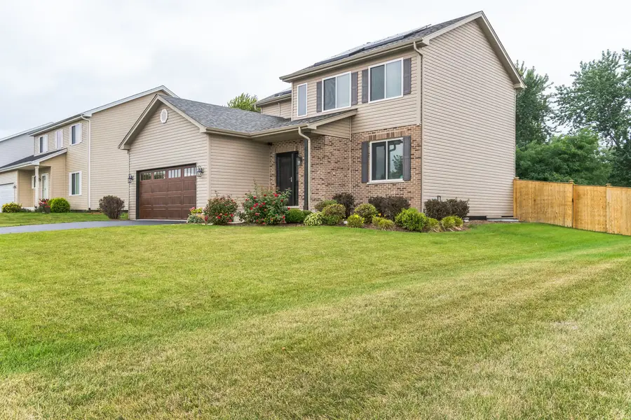 615 Camellia Avenue, Aurora, IL 60505 - #3