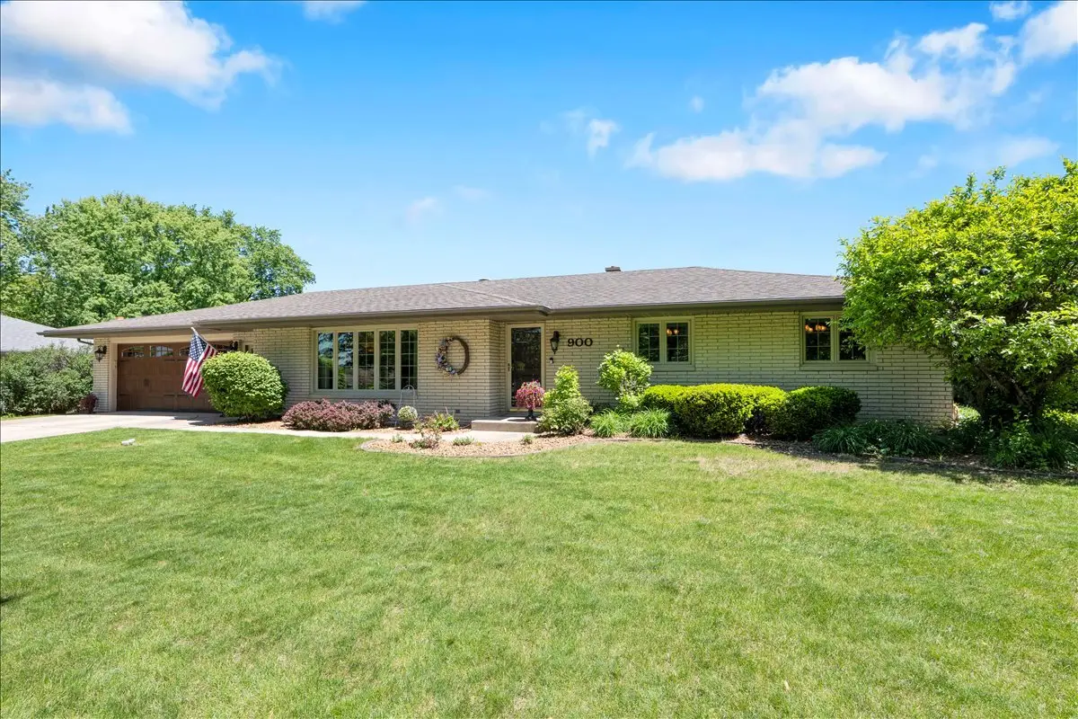 900 Murphy Drive, Joliet, IL 60435 - #1