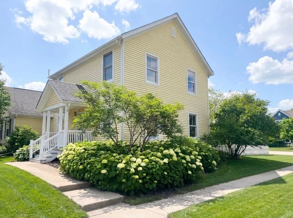 1501 Amos Bennett Street, Grayslake, IL 60030 - #1