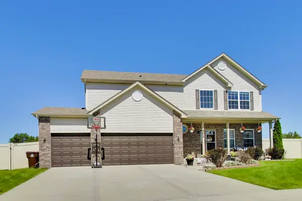 502 Fighting Irish Circle, Manteno, IL 60950