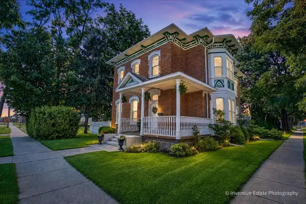 217 E Main Street, Plano, IL 60545
