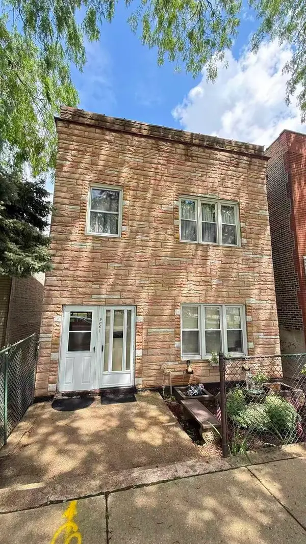 906 W 36th Street, Chicago, IL 60609