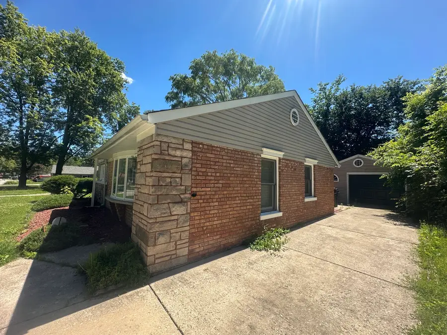 343 Merrimac Street, Park Forest, IL 60466 - #3