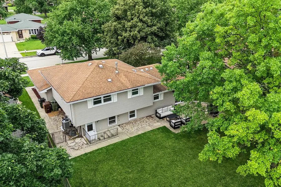 17025 Creekside Avenue, Tinley Park, IL 60487 - #2