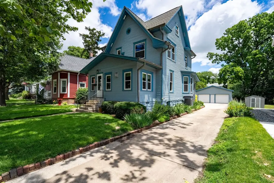810 S Fell Avenue, Normal, IL 61761 - #2