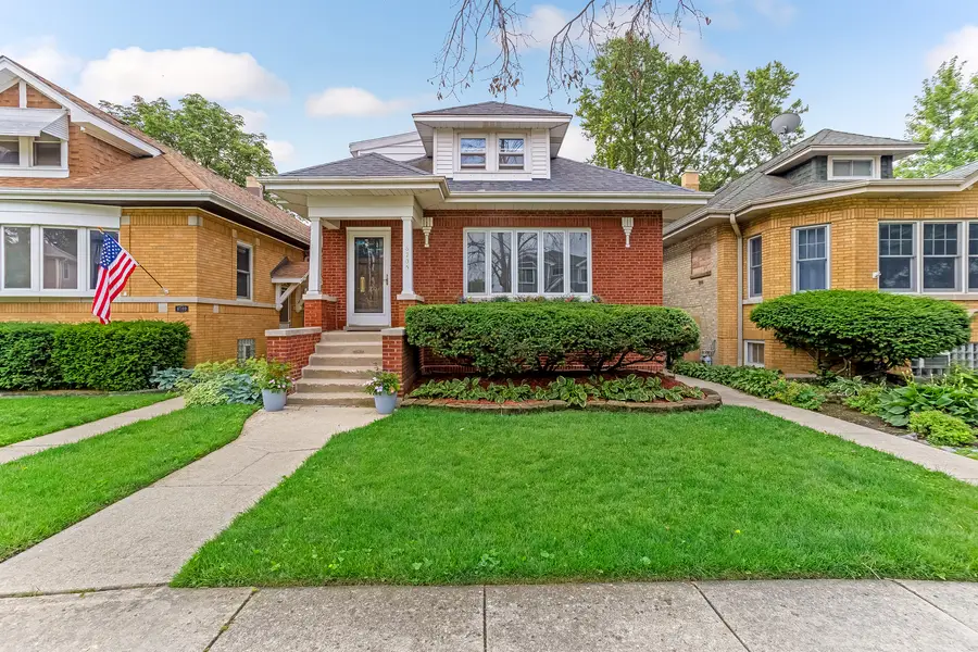 6705 N Olympia Avenue, Chicago, IL 60631 - #2