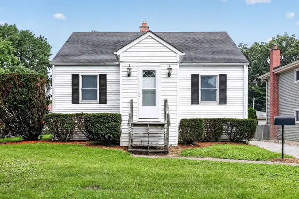 123 S Ellyn Avenue, Glen Ellyn, IL 60137