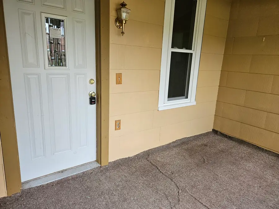 302 E Park Street, Morrison, IL 61270 - #3