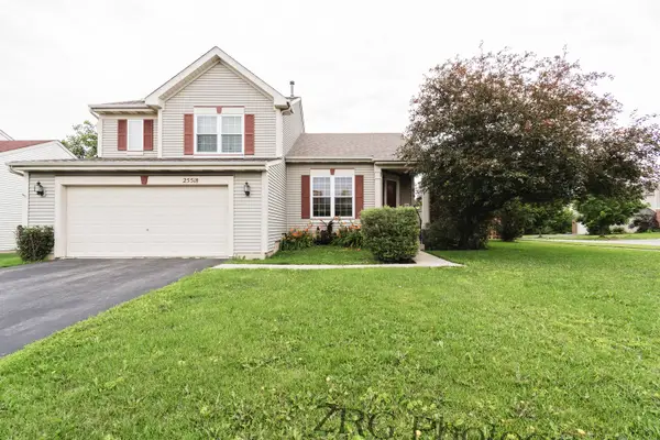 25518 W Foxtail Road, Round Lake, IL 60073