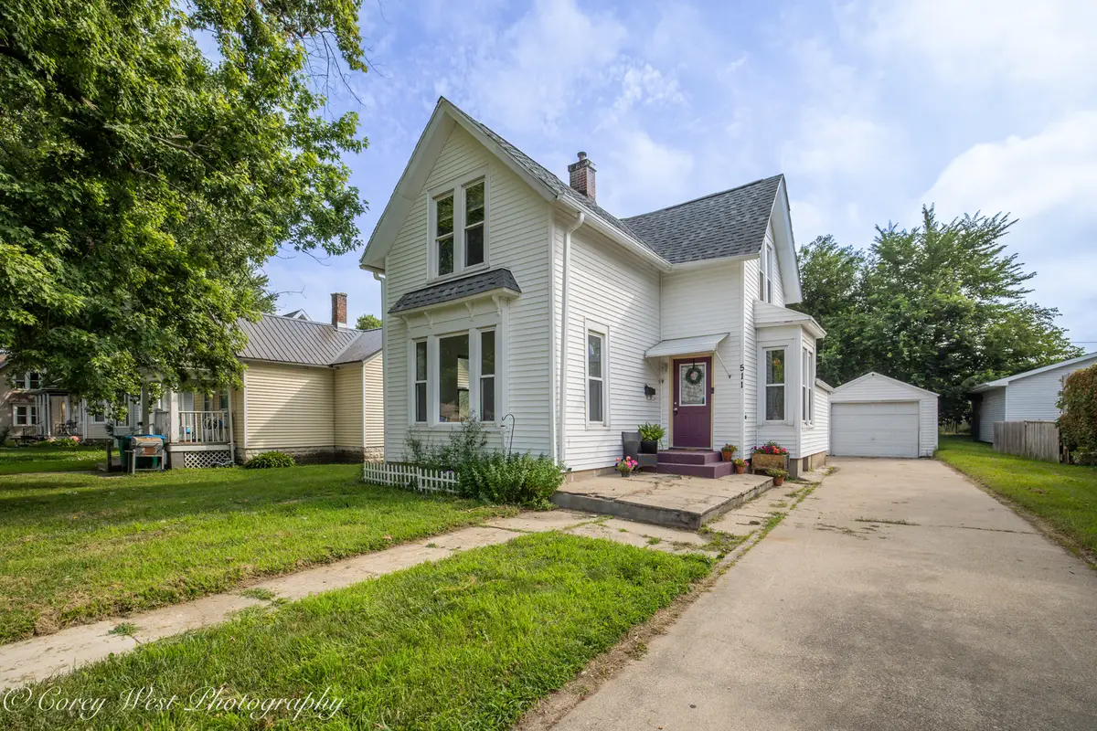 511 3rd Avenue, Rock Falls, IL 61071 - #1