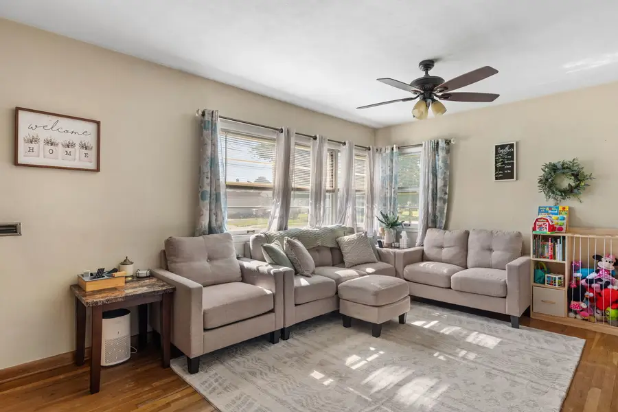 2020 N Lincoln Avenue, Davenport, IA 52804 - #2