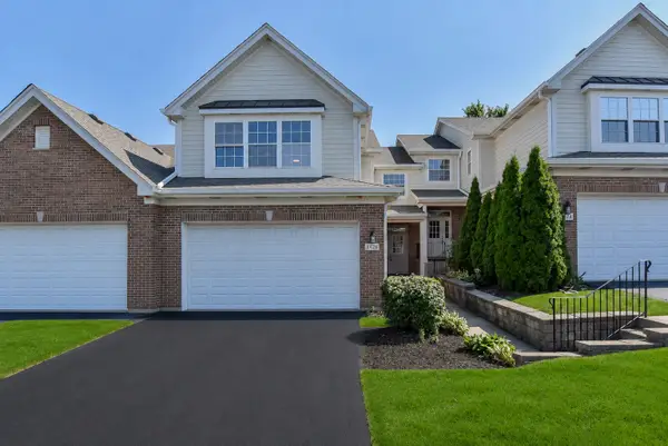 8426 Dawn Lane, Darien, IL 60561