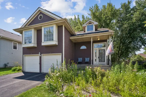 1895 Eastman Lane, Hanover Park, IL 60133