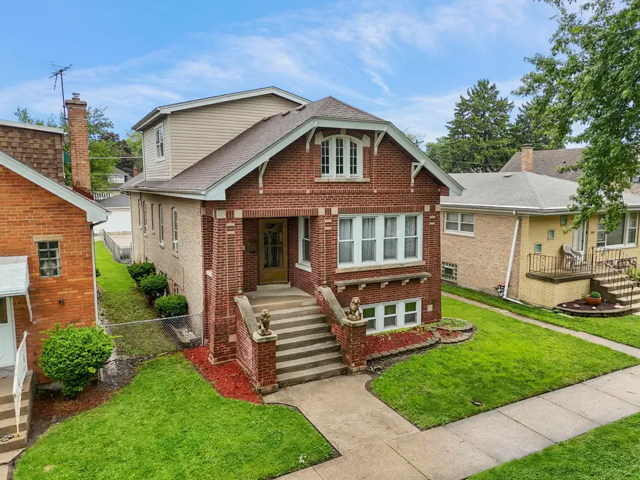 3707 Kenilworth Avenue, Berwyn, IL 60402 - #2