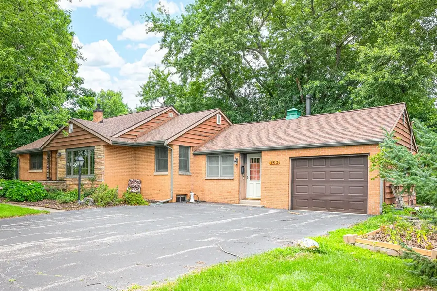 902 E Vine Street, Leroy, IL 61752 - #3