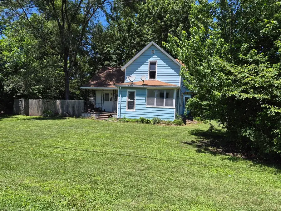 409 SW 8 Avenue, Aledo, IL 61231 - #3