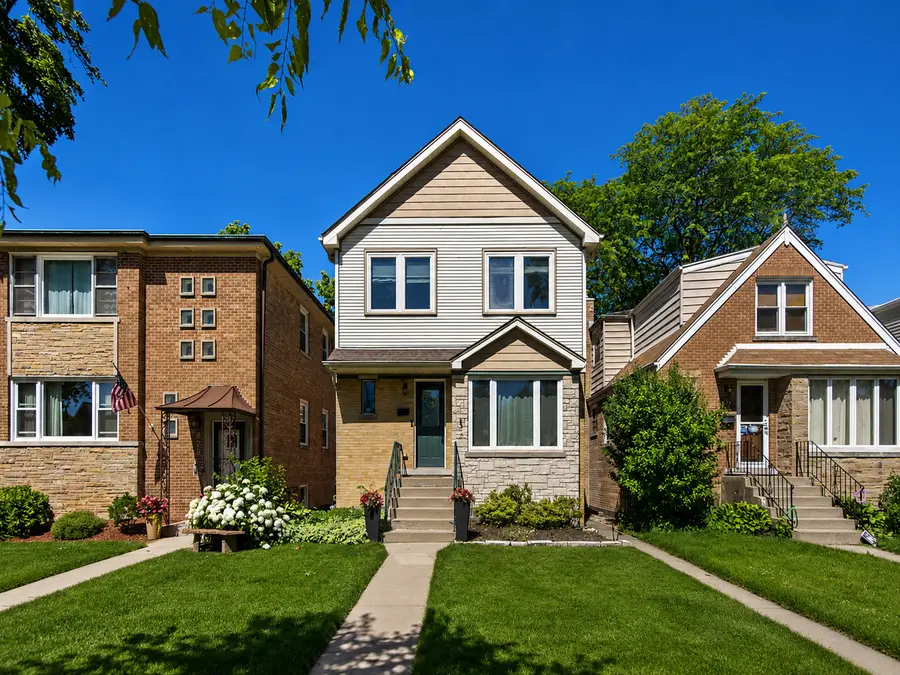 827 Lathrop Avenue, Forest Park, IL 60130 - #2