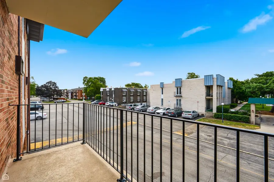 Address Withheld By Seller, Oak Lawn, IL 60453 - #3
