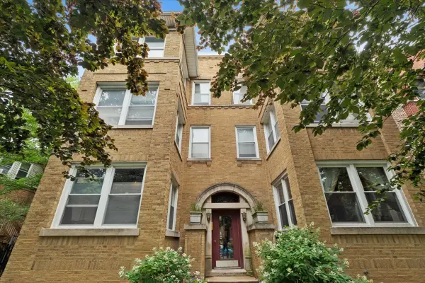4417 N Malden Street #1S, Chicago, IL 60640