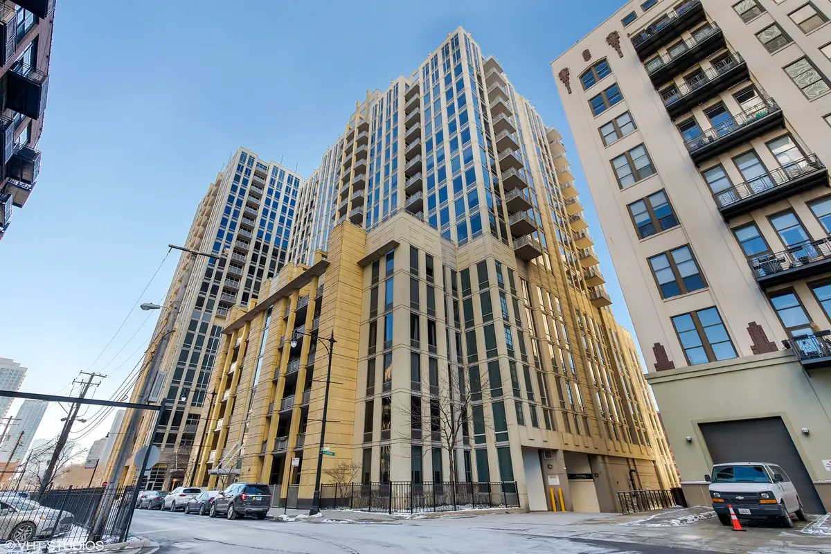 720 N Larrabee Street #1709, Chicago, IL 60654 - #1
