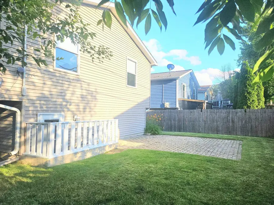 33616 N Evergreen Drive, Grayslake, IL 60030 - #3