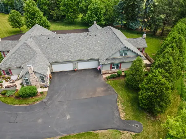 2036 Olmstead Drive, Woodstock, IL 60098