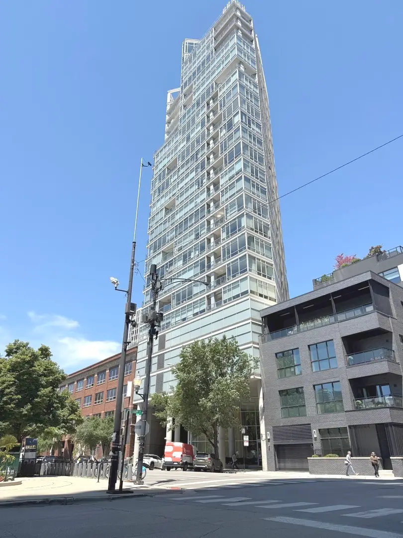 510 W Erie Street #1705, Chicago, IL 60654 - #1