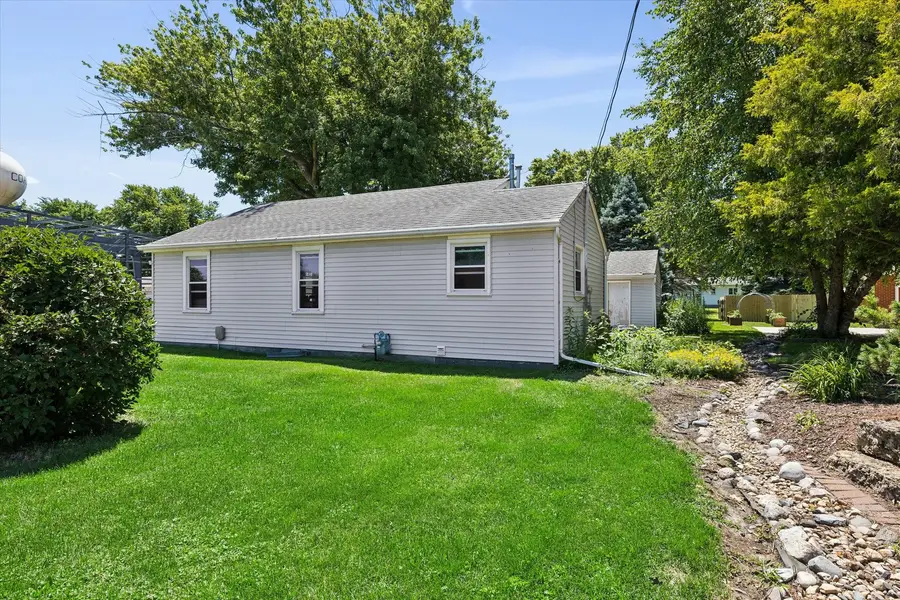 1802 W 2nd Street, Coal Valley, IL 61240 - #3