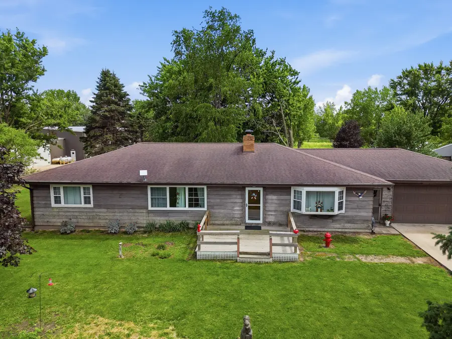519 Kilgore Road, Dixon, IL 61021 - #3