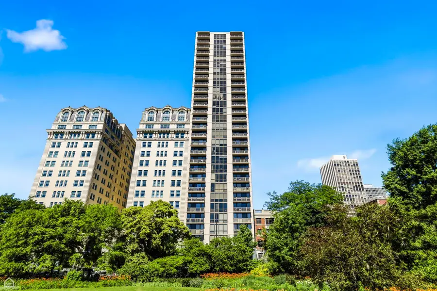 2314 N Lincoln Park West #9N, Chicago, IL 60614 - #2