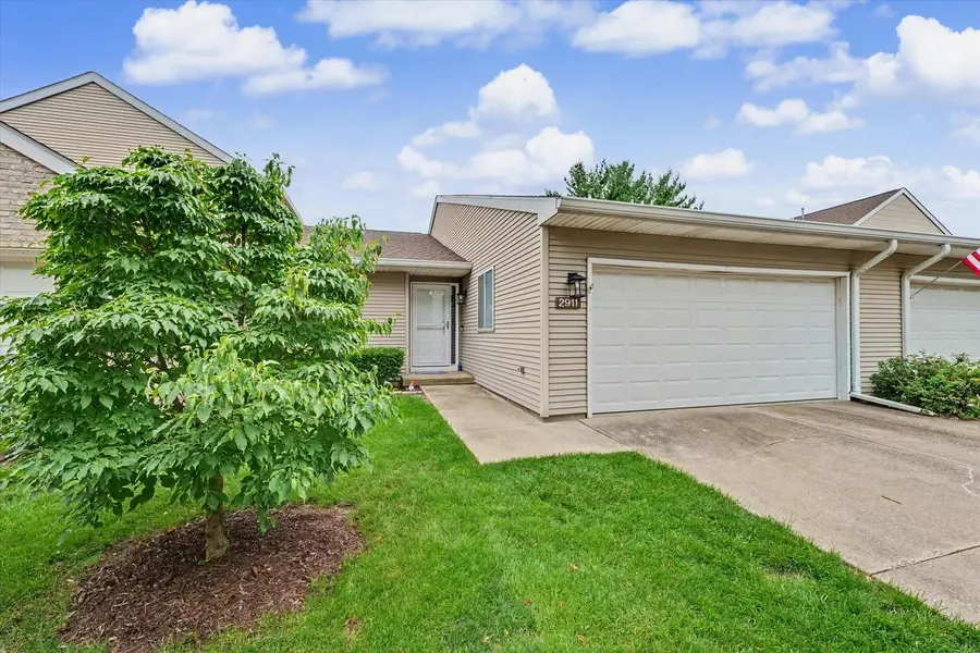 2911 Sierra Drive #2911, Champaign, IL 61822 - #2