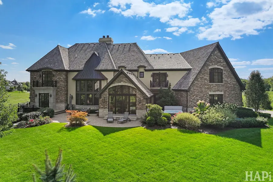 18 Enclave Court, South Barrington, IL 60010 - #2
