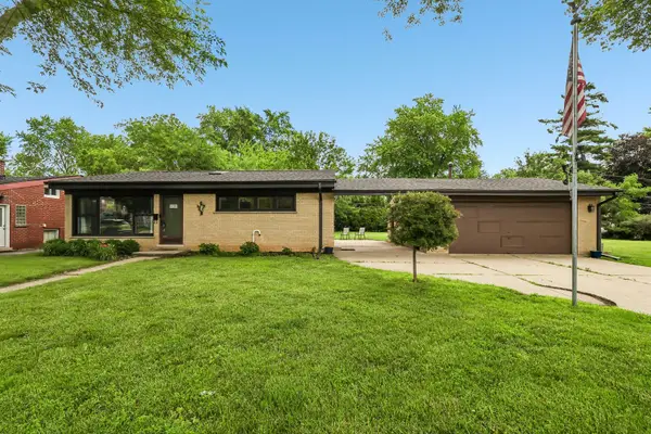 125 S Greeley Street, Palatine, IL 60067