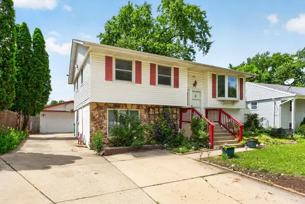 320 Hemlock Avenue, Romeoville, IL 60446