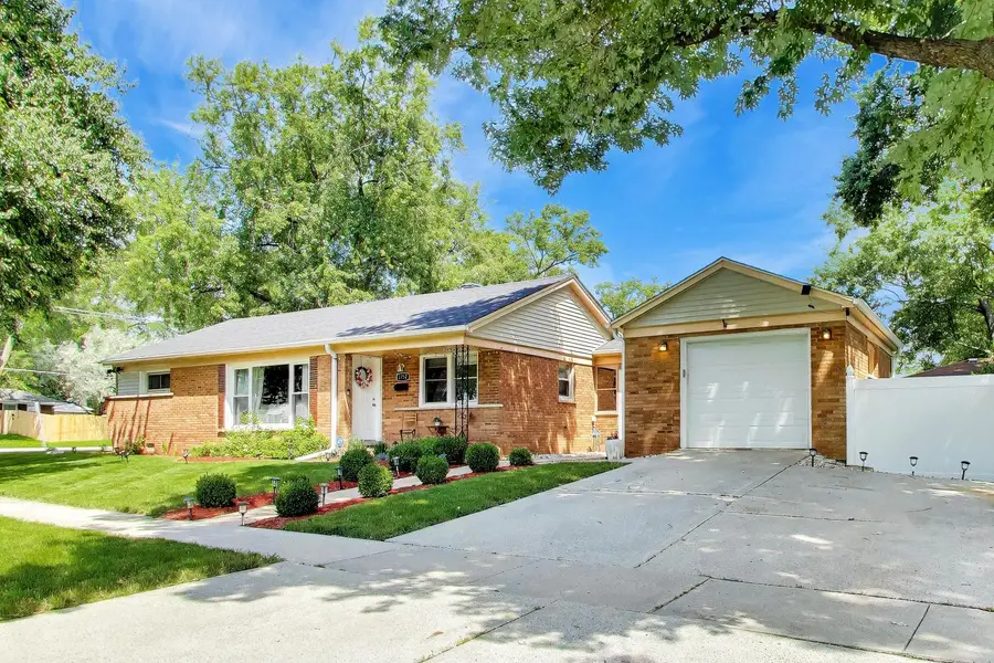 2752 174th Street, Hazel Crest, IL 60429 - #2