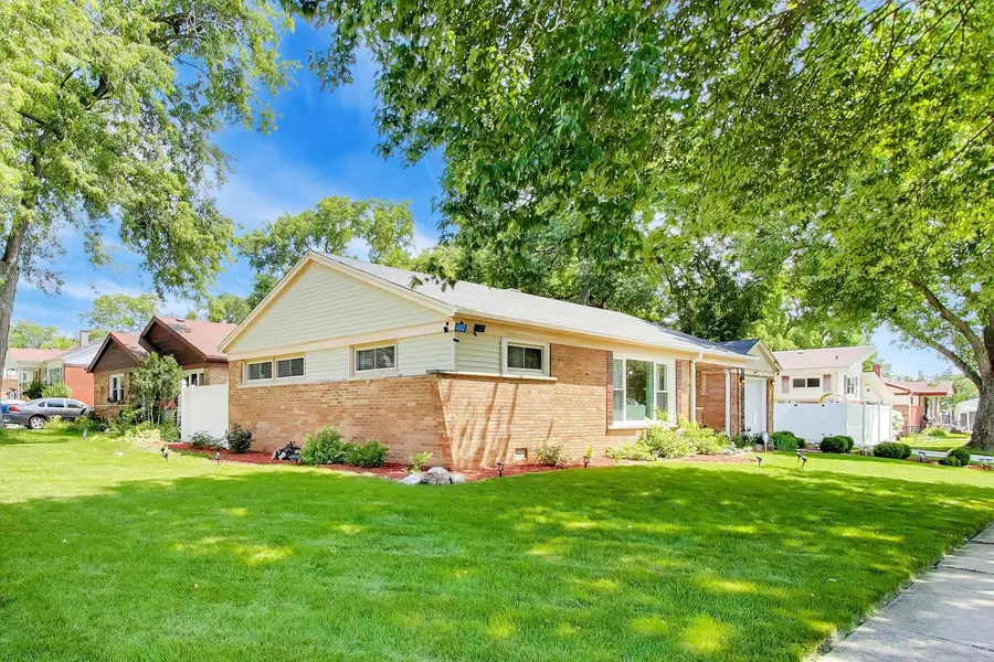 2752 174th Street, Hazel Crest, IL 60429 - #3