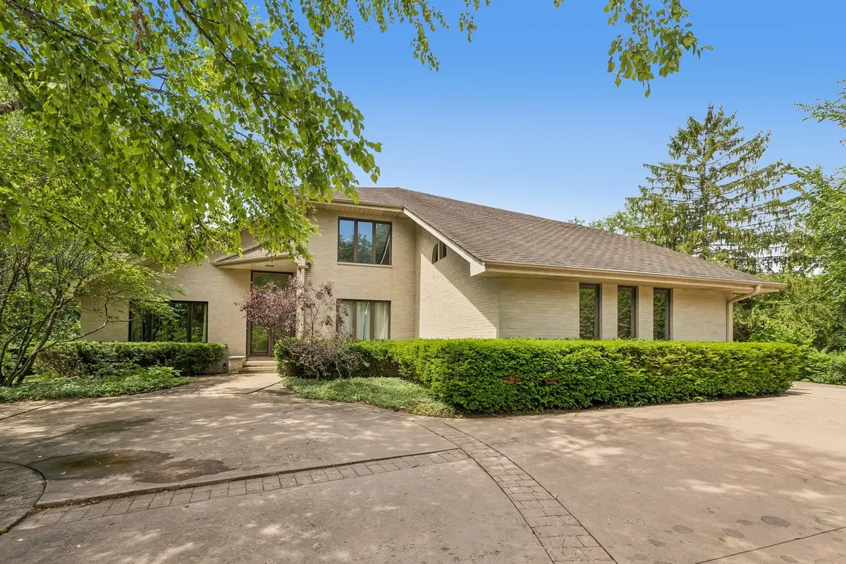 1191 Hunters Lane, Libertyville, IL 60048 - #1
