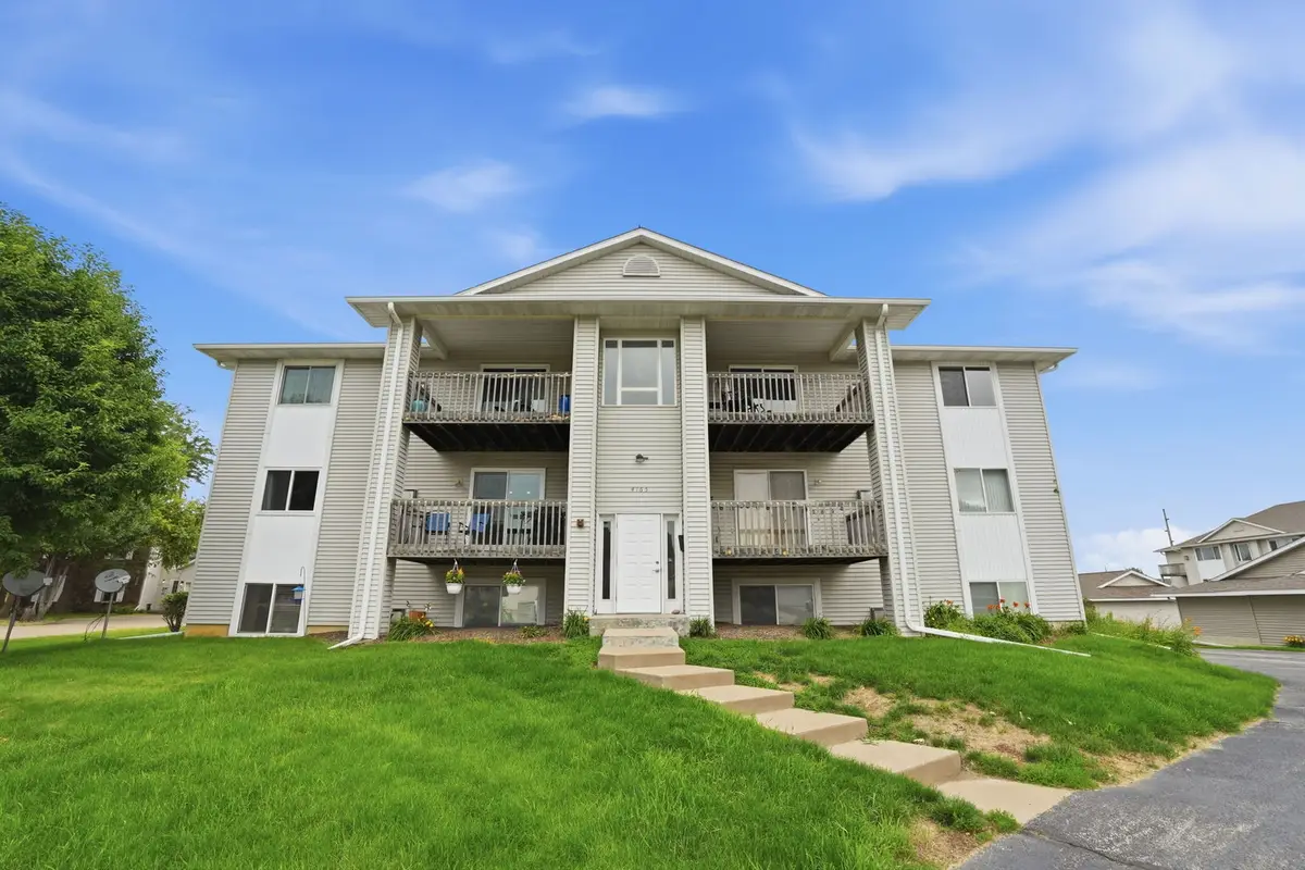 4165 Mallard Court #5, Bettendorf, IA 52722 - #1