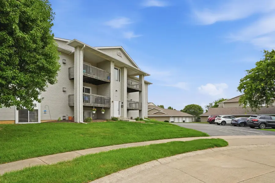 4165 Mallard Court #5, Bettendorf, IA 52722 - #2
