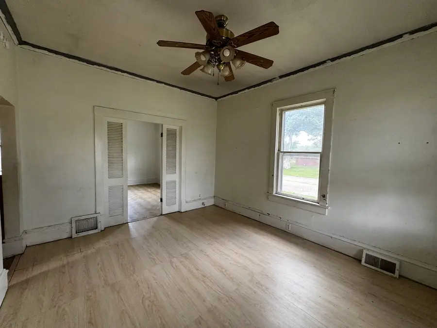 404 Brumbach Street, Streator, IL 61364 - #3