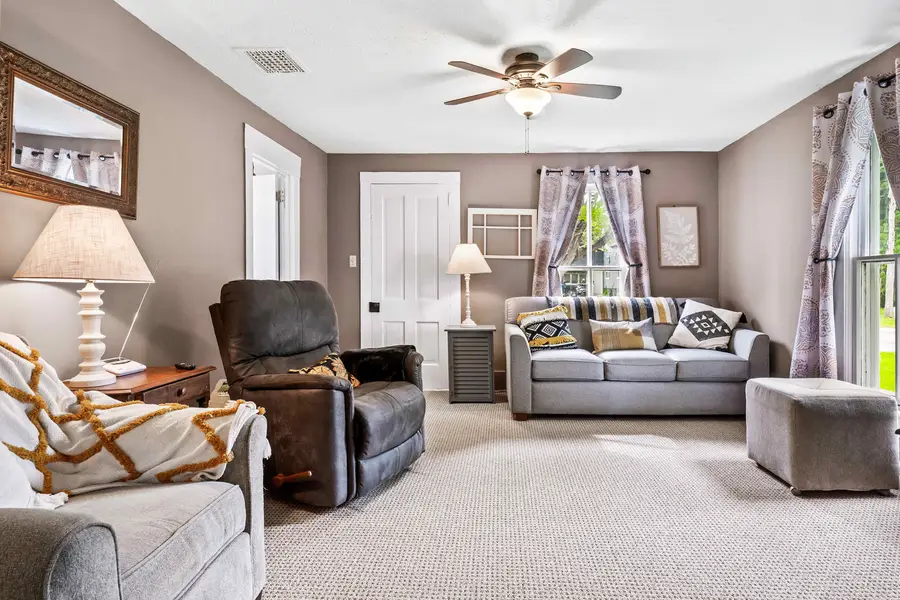 122 E Main Street, Stanford, IL 61774 - #3