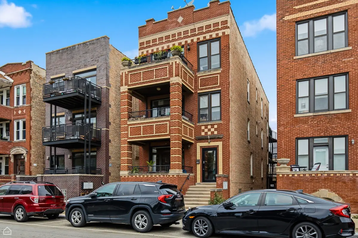 2318 W Augusta Boulevard #1A, Chicago, IL 60622 - #1
