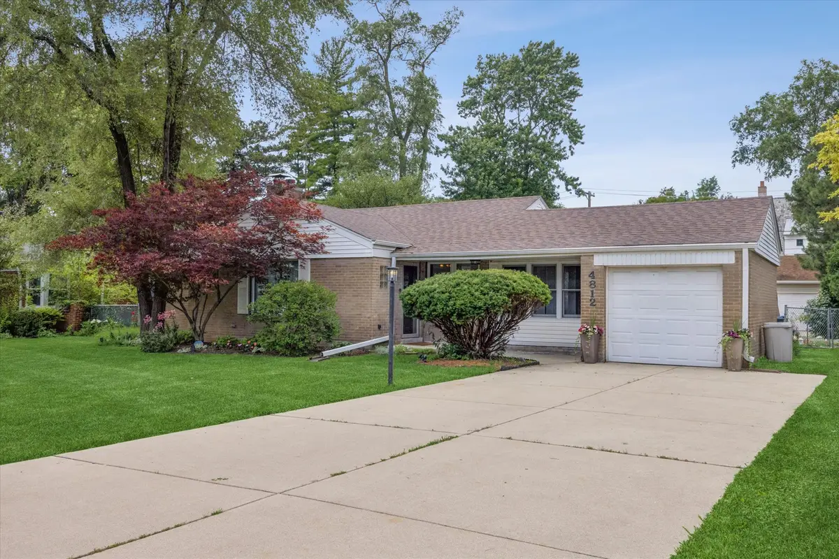 4812 Wolf Road, Western Springs, IL 60558 - #1