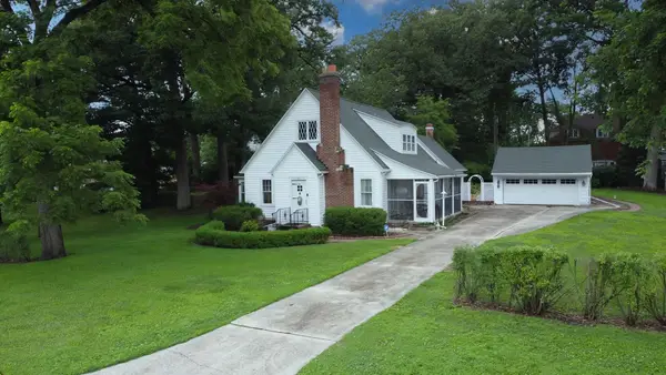 120 E Washington Avenue, Watseka, IL 60970