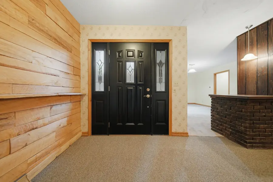 2087 Blackhawk Lane, Dixon, IL 61021 - #2