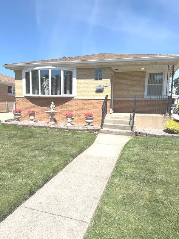 4047 Denley Avenue, Schiller Park, IL 60176