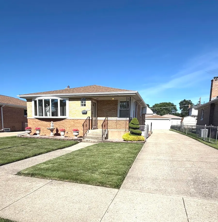 4047 Denley Avenue, Schiller Park, IL 60176 - #2